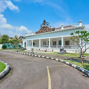 Tirtodipuran Hotel By Natts Hospitality Indonesia